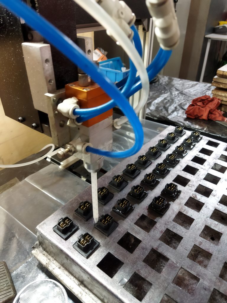 ستگاه تزریق چسب و رزین